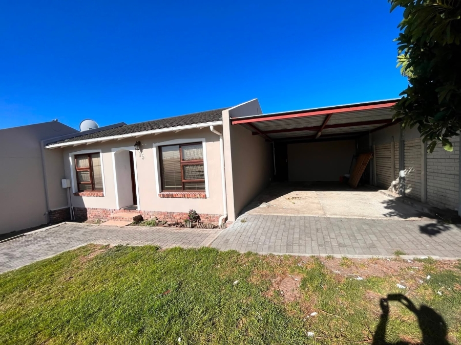 2 Bedroom Property for Sale in Sherwood Eastern Cape